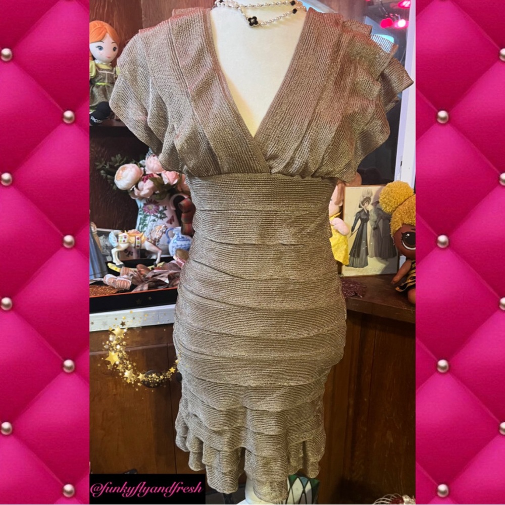 Bodycon gold ruffle vintage stretchy Studio M size small super sexy dress.